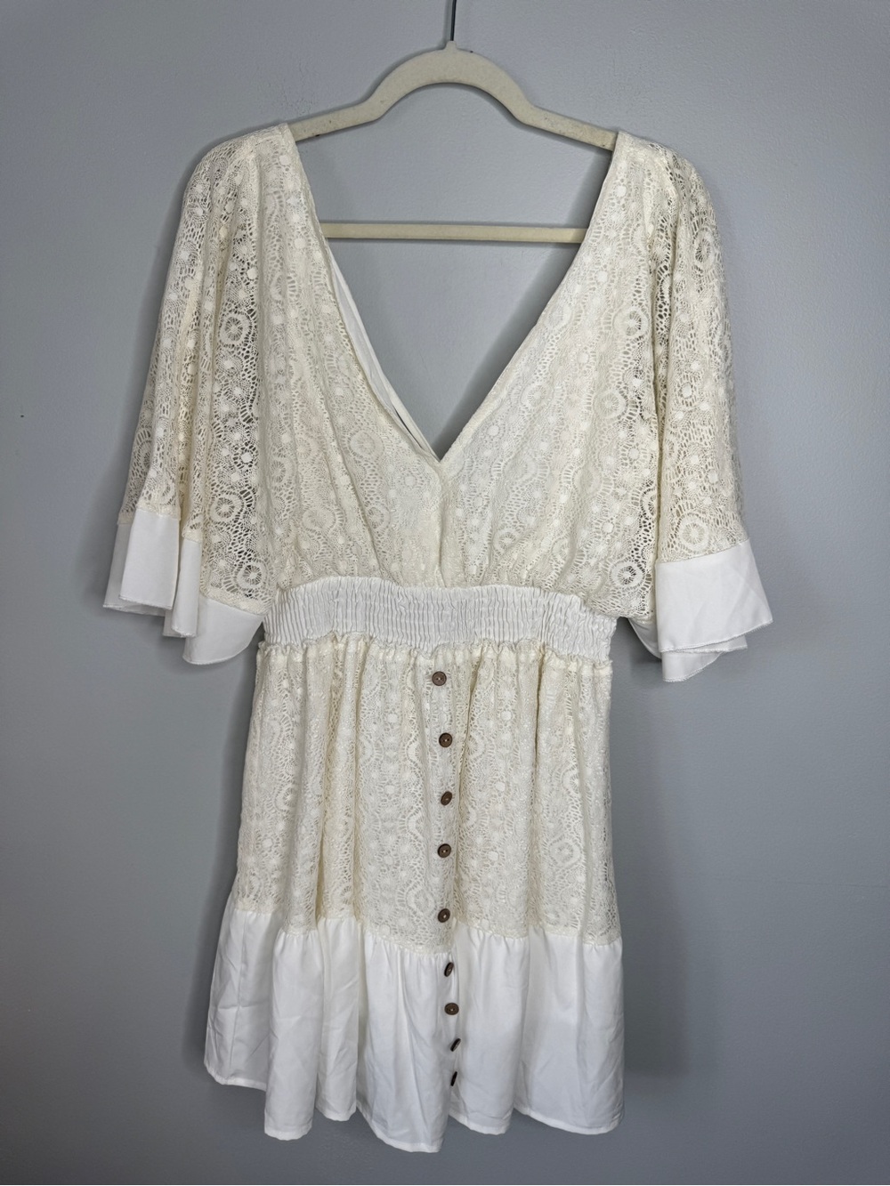 Source Unknown Cream Lace Button-Front Mini Dress